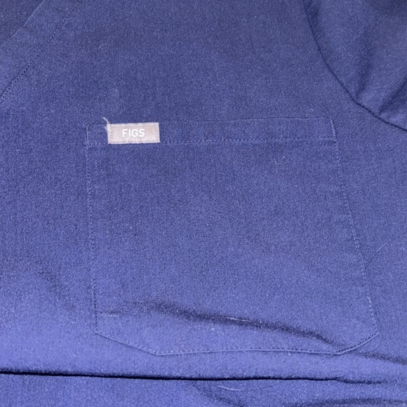 Figs Catarina One Pocket Top - Picture 3 of 3